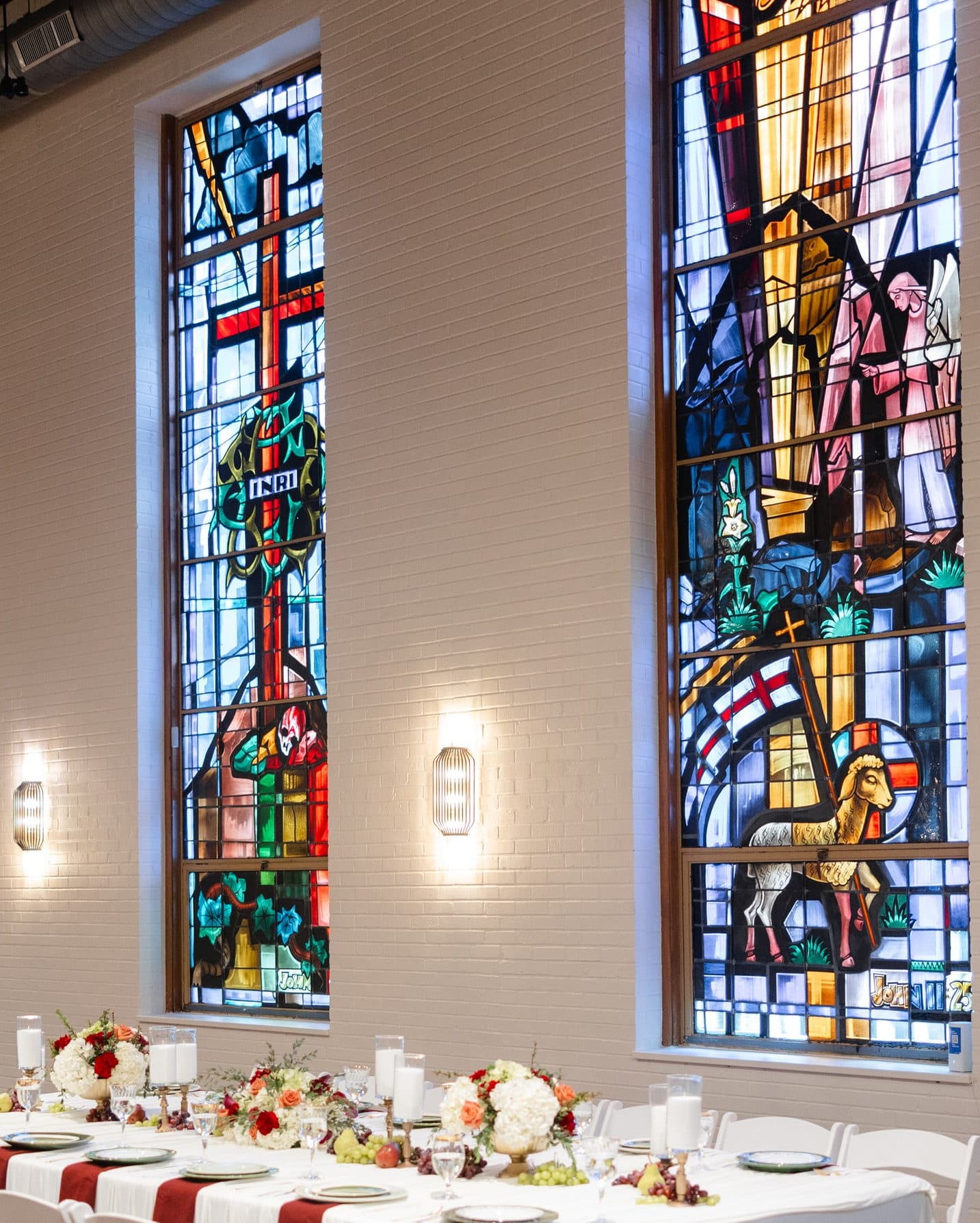 Stained glass windows lining the Chatelet hall
